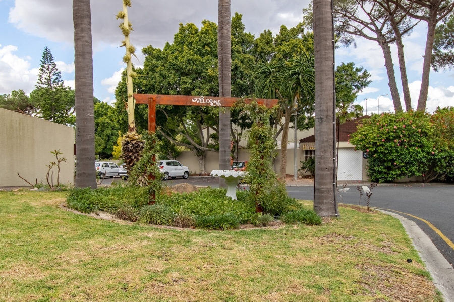 3 Bedroom Property for Sale in Stellenberg Western Cape